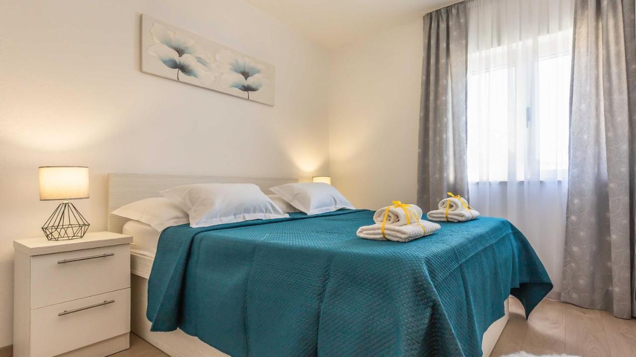 מאקרסקה Apartments Lana מראה חיצוני תמונה